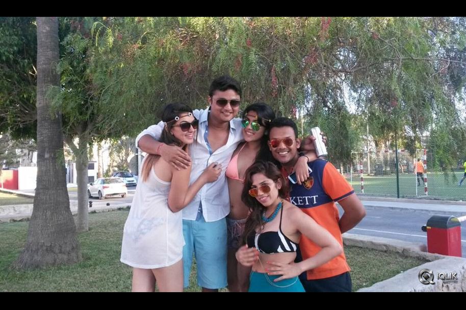 Celebs-Private-Pictures-Leaked